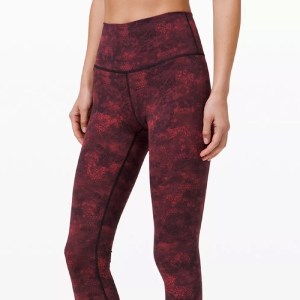Lululemon 25” Size 6 Lunar New Year Limited Edition Wunder Under